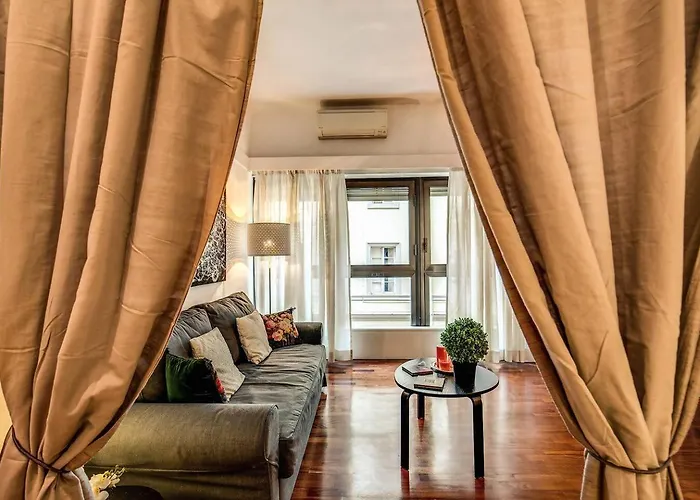 Lovely Close Vatican Daire Roma