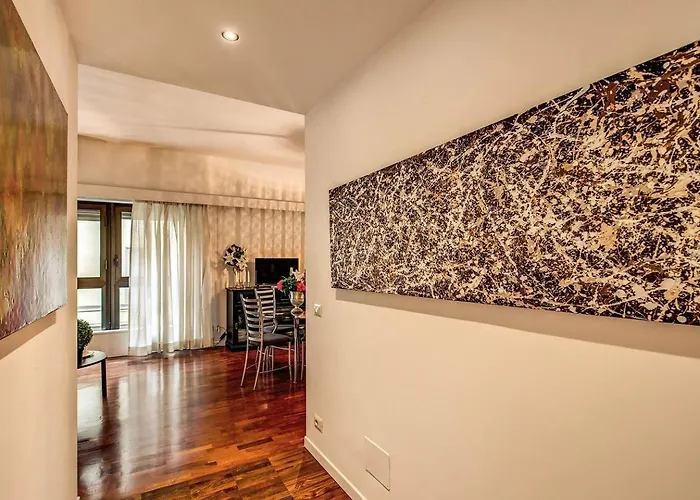 Lovely Close Vatican Daire