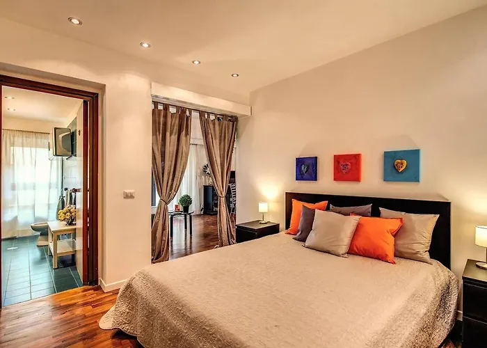 Lovely Close Vatican Daire *